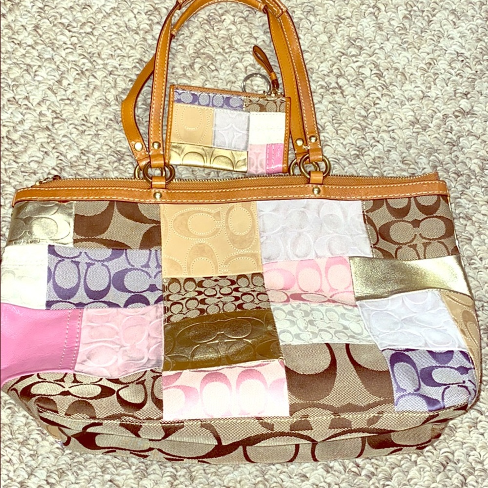 Coach signature